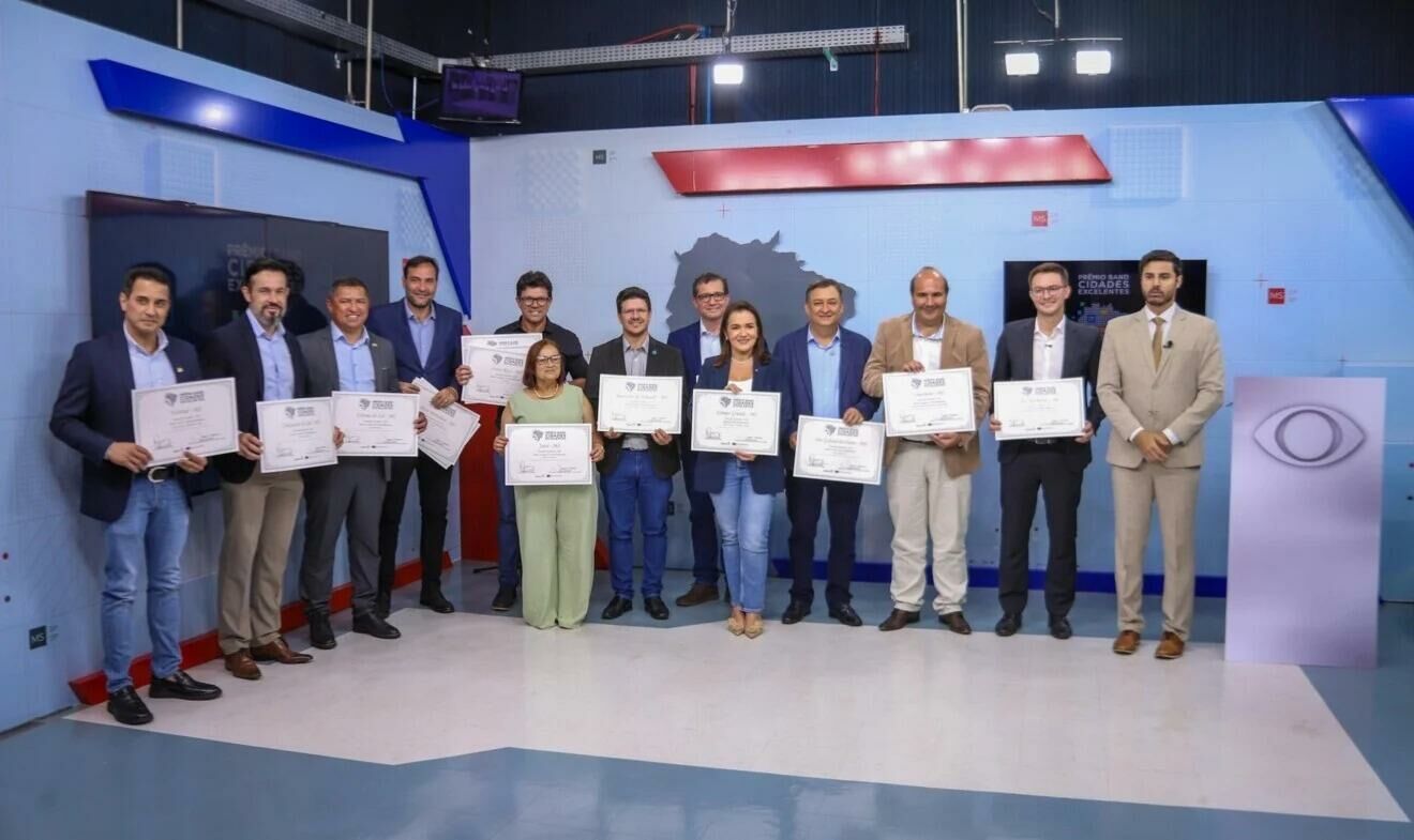 Imagem de compartilhamento para o artigo Sob gestão do Prefeito Delegado Cleverson, Costa Rica conquista 1º lugar no Prêmio Band em Educação e infraestrutura da MS Todo dia